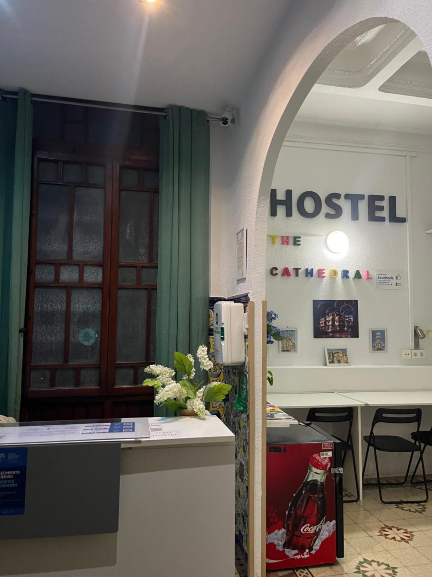 The Cathedral Hostel Murcie Extérieur photo