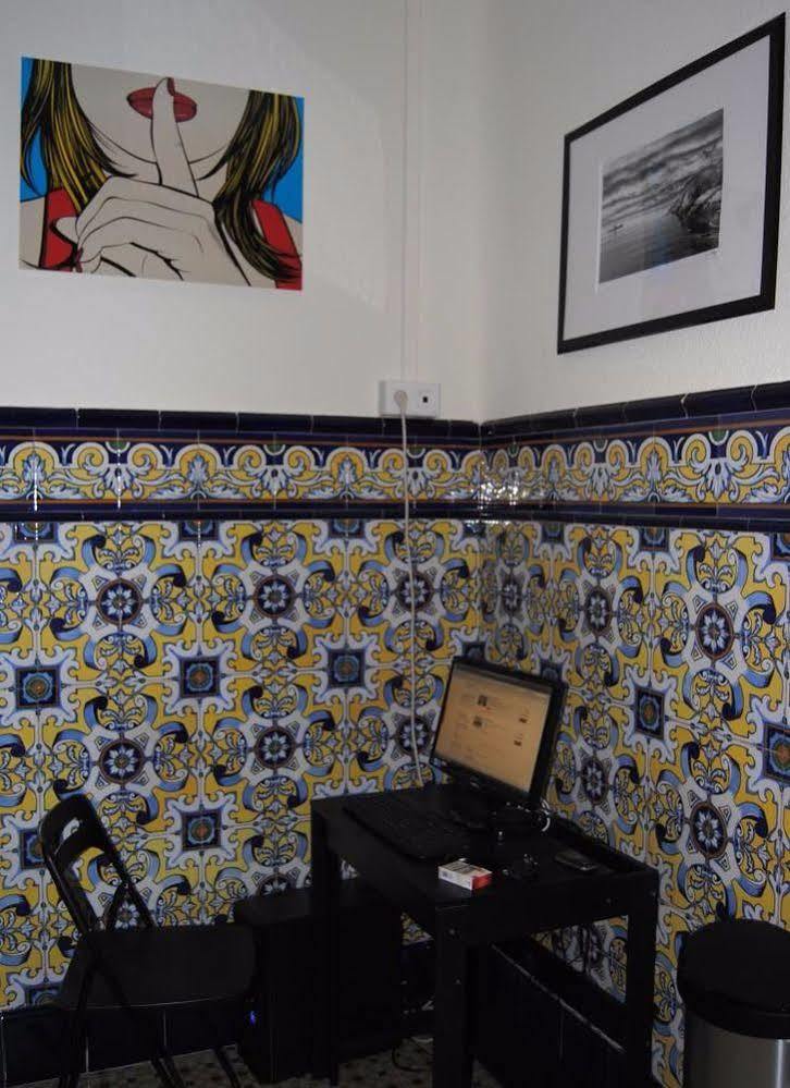 The Cathedral Hostel Murcie Extérieur photo