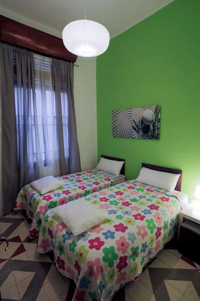 The Cathedral Hostel Murcie Extérieur photo