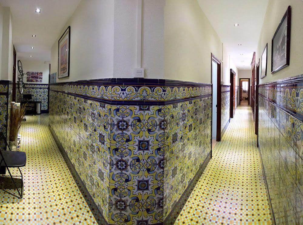 The Cathedral Hostel Murcie Extérieur photo